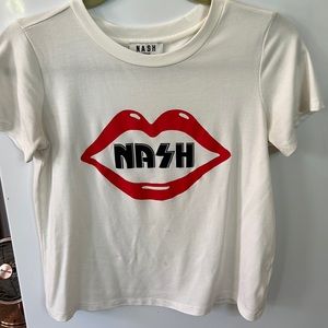NASHville t-shirt lips great condition worn once